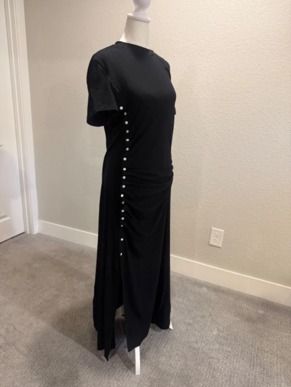 Commense Short-Sleeve Ruched Side Button Detail Dress - Picture 3 of 10